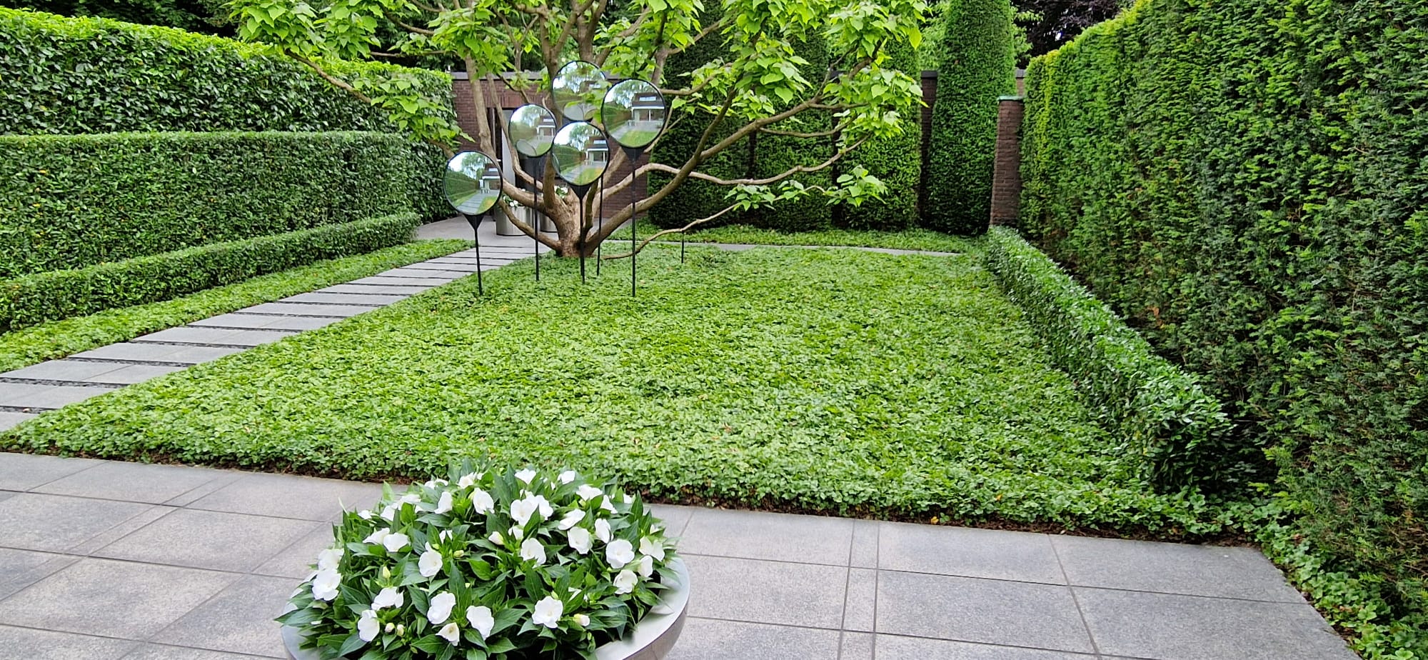 Beispielbild Gartenpflege 19