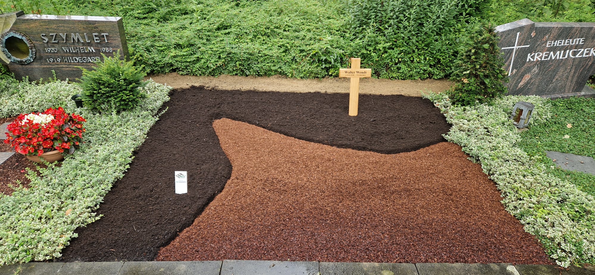 Beispielbild Grabpflege 42